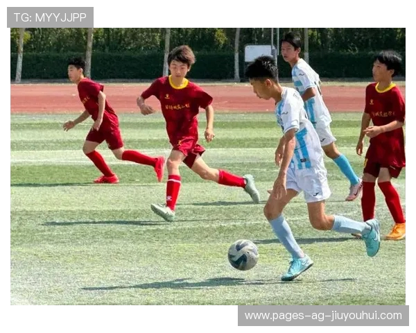 校运会足球赛中亲历奔跑与拼搏的沉浸式第一视角精彩全程瞬间记录